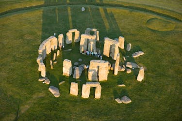 Tour noturno com acesso especial a Stonehenge